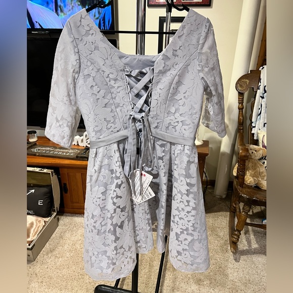 NWT Levory J formal dress with lace up back - Picture 2 of 9